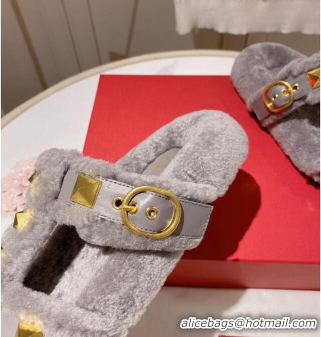 Stylish Valentino Shearling Flat Strap Sandals Grey 081347