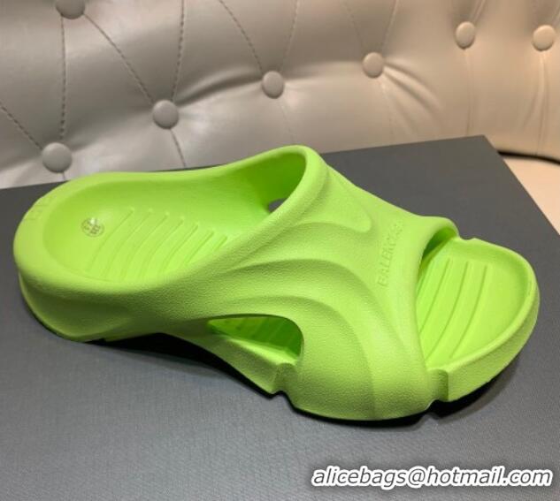 Purchase Balenciaga Rubber Slide Sandals Neon Green 0620153