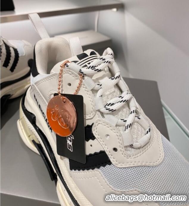 Discount Adidas x Balenciaga Triple S Sneakers White/Black 070102