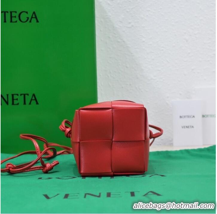 Top Quality Bottega Veneta Mini intreccio leather crossbody bucket bag 680217 Red