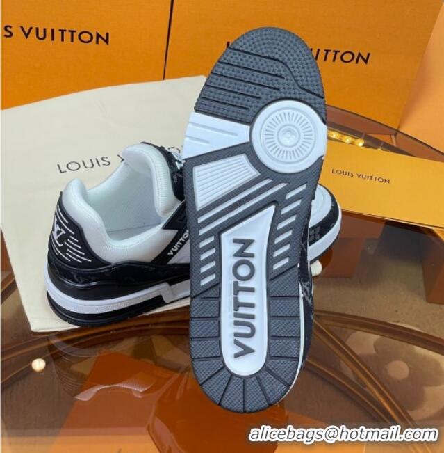 Stylish Louis Vuitton LV Trainer Sneakers White/Black Denim 052387