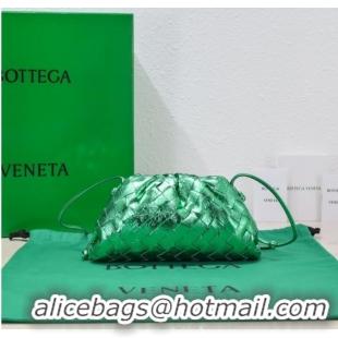 Good Product Bottega Veneta Mini intrecciato leather clutch with strap 585852 green