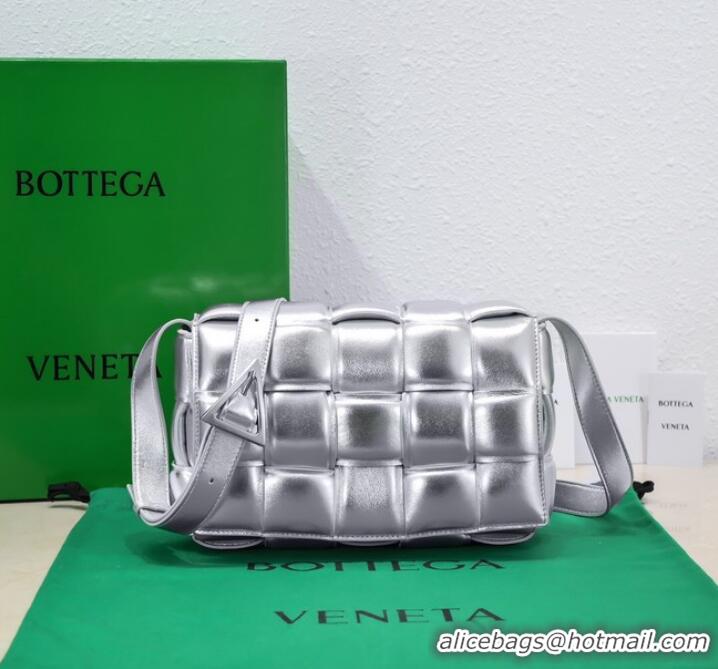 Good Product Bottega Veneta Padded Cassette 591970 silver