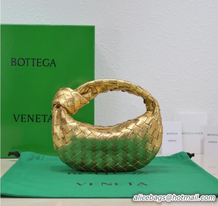 Buy Inexpensive Bottega Veneta Mini intrecciato leather top handle bag 651876 gold