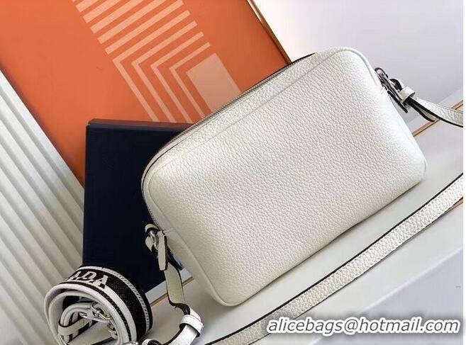 Classic Prada Leather bag with shoulder strap 1DB820 white