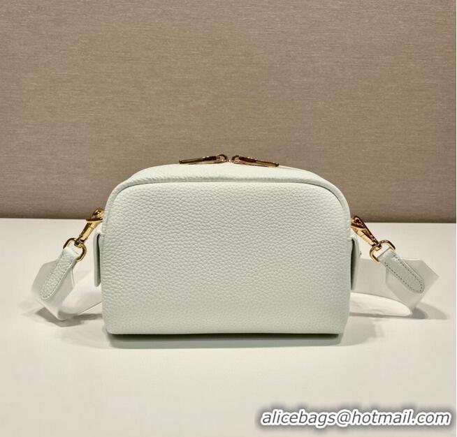 Traditional Specials Prada Leather bag with shoulder strap 1DH781 white