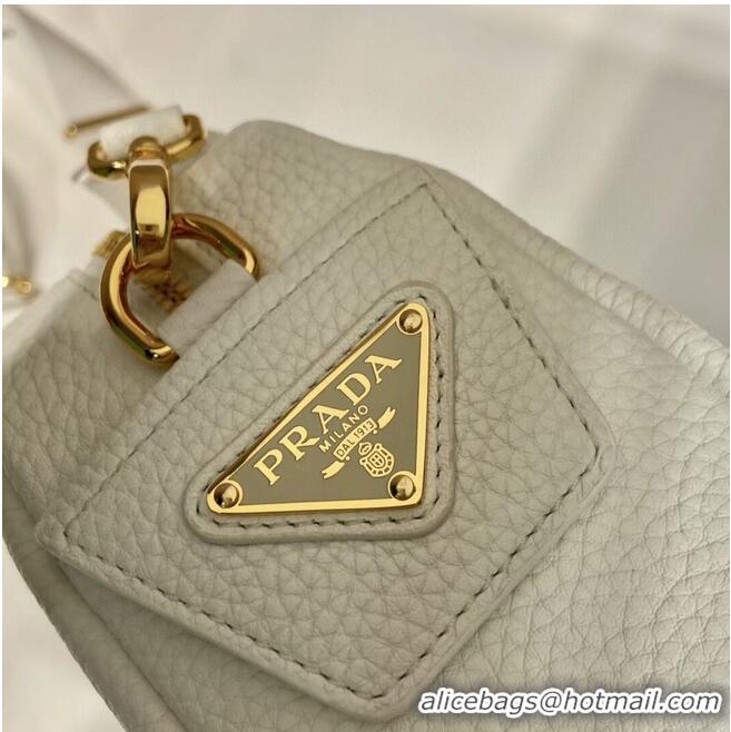 Traditional Specials Prada Leather bag with shoulder strap 1DH781 white