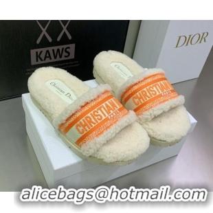 Pretty Style Dior Dway Flat Slide Sandals in Embroidered Cotton and Shearling White/Orange 080947