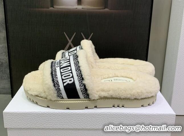 Charming Dior Dway Flat Slide Sandals in Embroidered Cotton and Shearling White/Black 080949