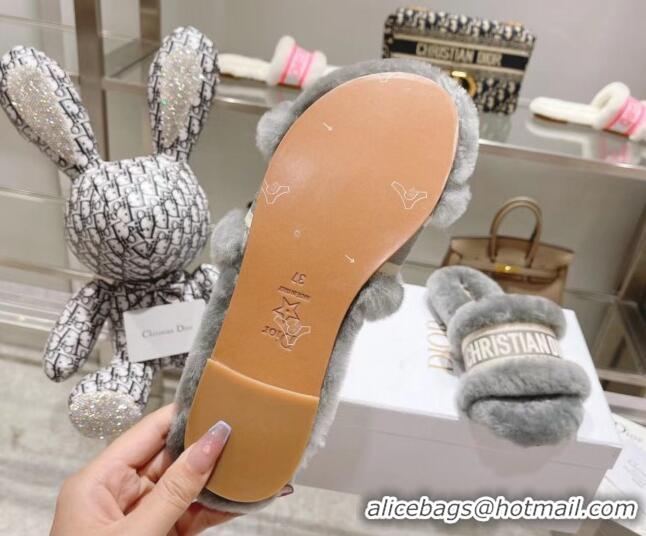 Good Quality Dior Chez Moi Slide Sandals in Embroidered Cotton and White Shearling Grey 080958