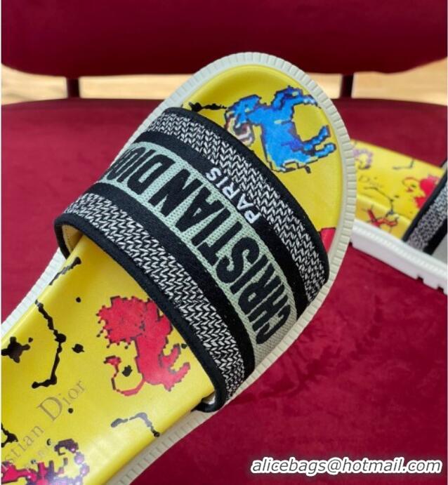 Feminine Dior Dway Platform Slide Sandals in Yellow Multicolor Pixel Zodiac Embroidery 0812100