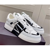 Good Looking Valentino VLTN Calfskin Low-top Sneakers White/Black 062553