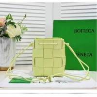 Good Quality Bottega Veneta Small Cassette Bucket Bag 680218 Glittering green