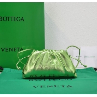 Good Quality Bottega Veneta Mini intrecciato leather clutch with strap 585852 green