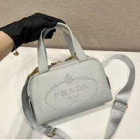 Promotional Prada le...