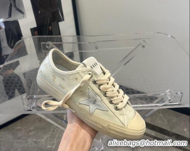 Sumptuous Golden Goose GGDB V-Star Sneakers in Crinkled Leather White 101006