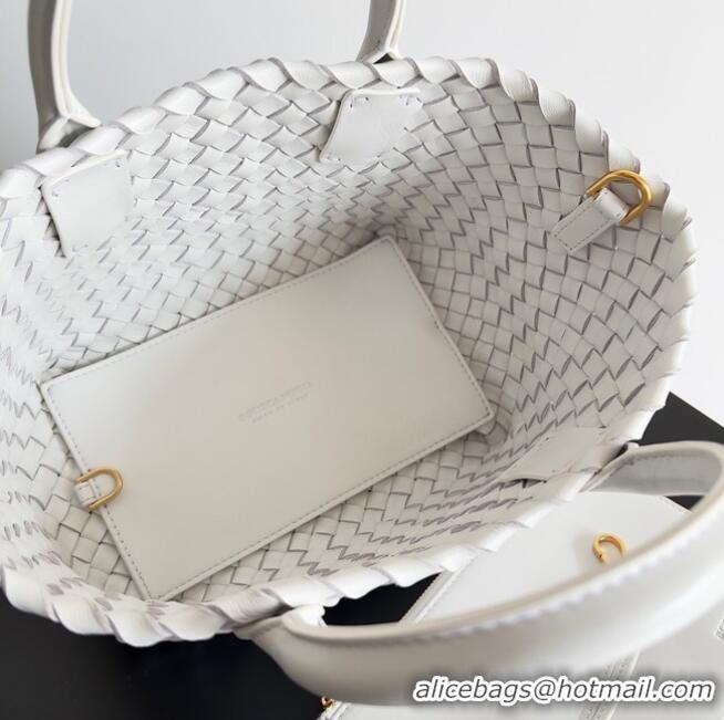 Luxurious Grade Bottega Veneta Mini Cabat 709464 white