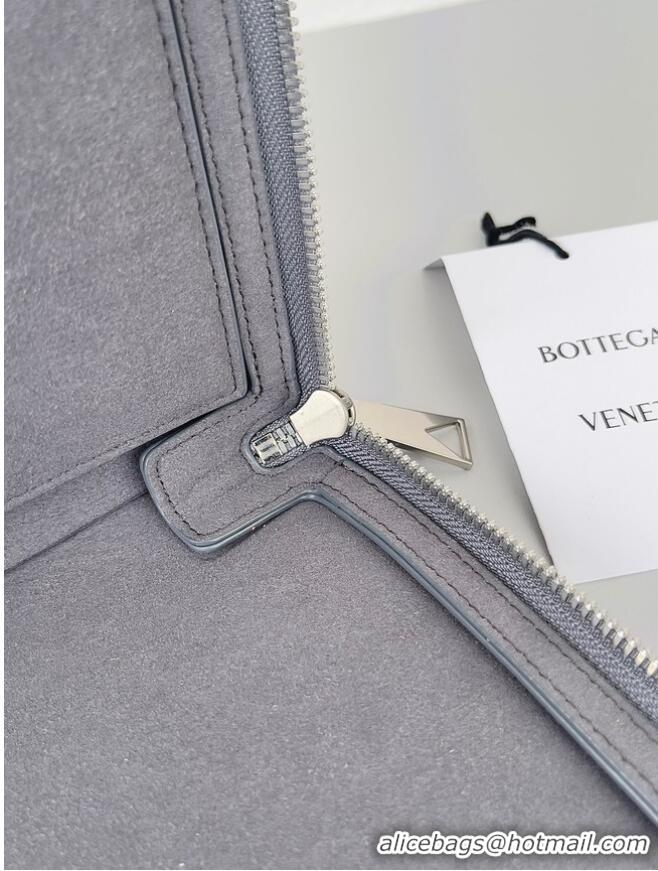 Good Product Bottega Veneta Pouch 651410 gray