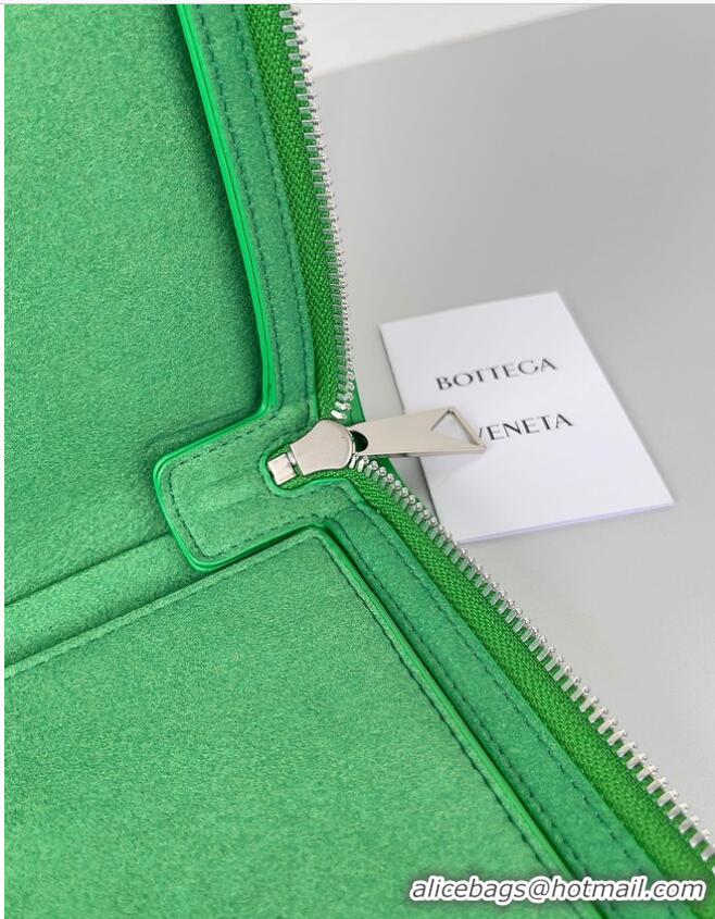 Unique Style Bottega Veneta Pouch 651410 green