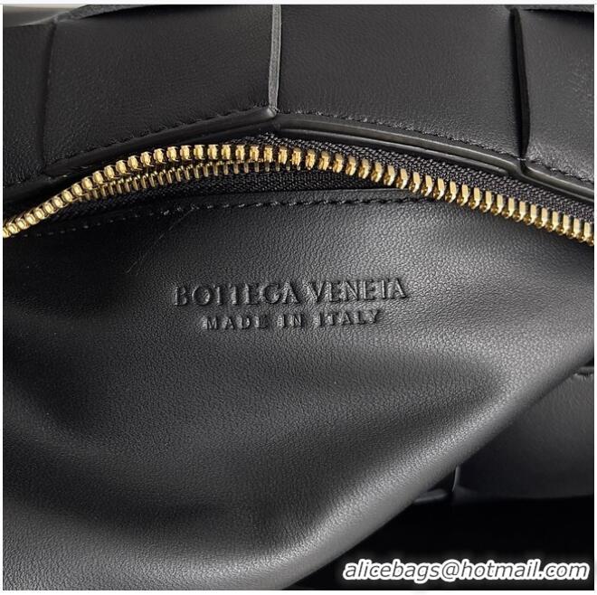 Trendy Design Bottega Veneta Brick Cassette 709360 black