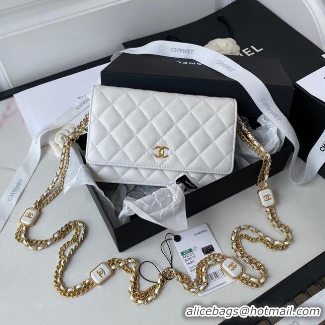 Inexpensive CHANEL WALLET ON CHAIN Lambskin & Gold-Tone Metal AP2923 white