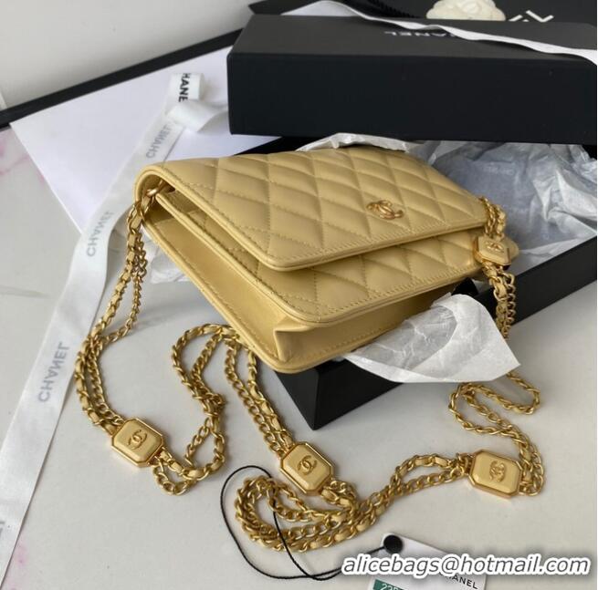 Top Quality CHANEL WALLET ON CHAIN Lambskin & Gold-Tone Metal AP2923 light yellow