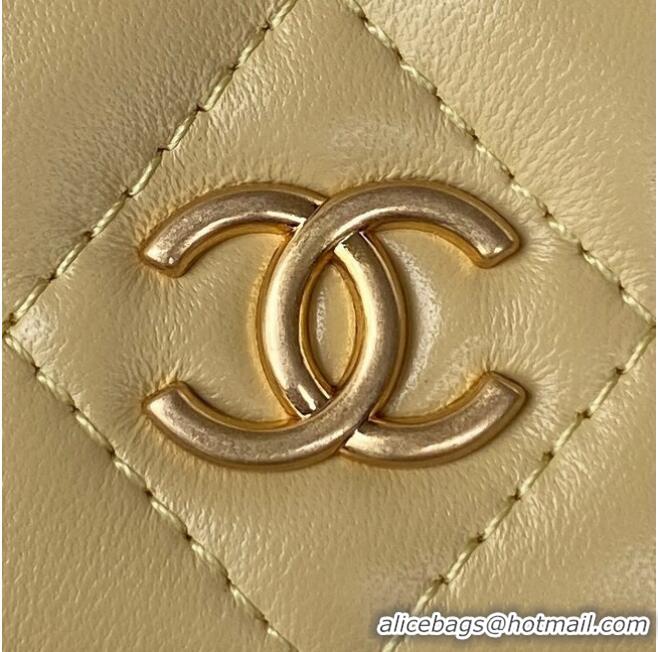 Top Quality CHANEL WALLET ON CHAIN Lambskin & Gold-Tone Metal AP2923 light yellow