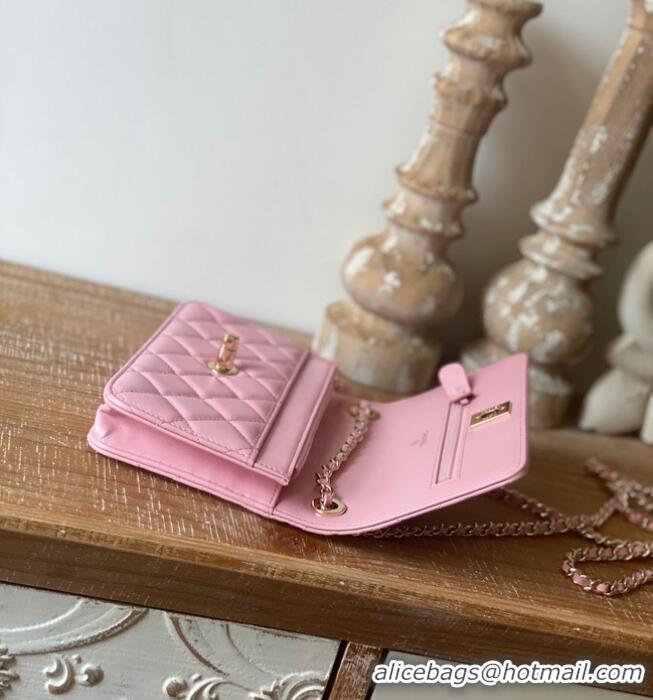 Trendy Design CHANEL WALLET ON CHAIN Lambskin & Gold-Tone Metal 88632 pink