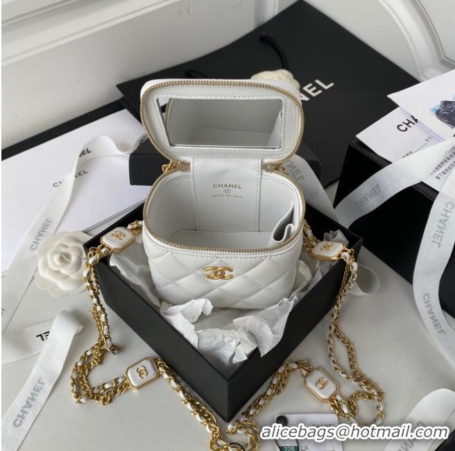 Well Crafted CHANEL SMALL VANITY WITH CHAIN Lambskin & Gold-Tone Metal AP2931 White