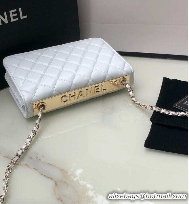 Most Popular CHANEL WALLET ON CHAIN Lambskin & light Gold-Tone Metal 80892 white