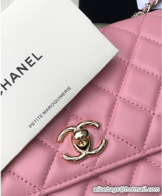 Good Taste CHANEL WALLET ON CHAIN Lambskin & light Gold-Tone Metal 80892 pink