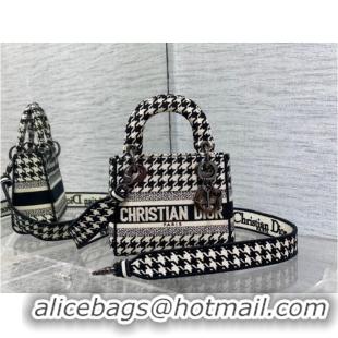 Reasonable Price DIOR MINI LADY D-LITE BAG Black and White Houndstooth Embroidery M0500BZ