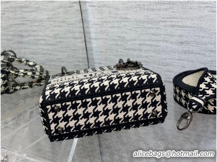 Reasonable Price DIOR MINI LADY D-LITE BAG Black and White Houndstooth Embroidery M0500BZ