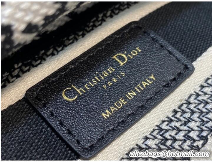 Reasonable Price DIOR MINI LADY D-LITE BAG Black and White Houndstooth Embroidery M0500BZ