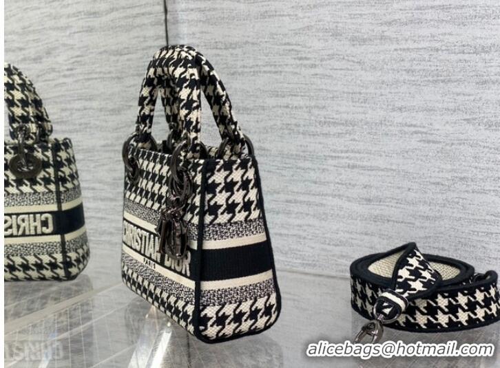 Reasonable Price DIOR MINI LADY D-LITE BAG Black and White Houndstooth Embroidery M0500BZ