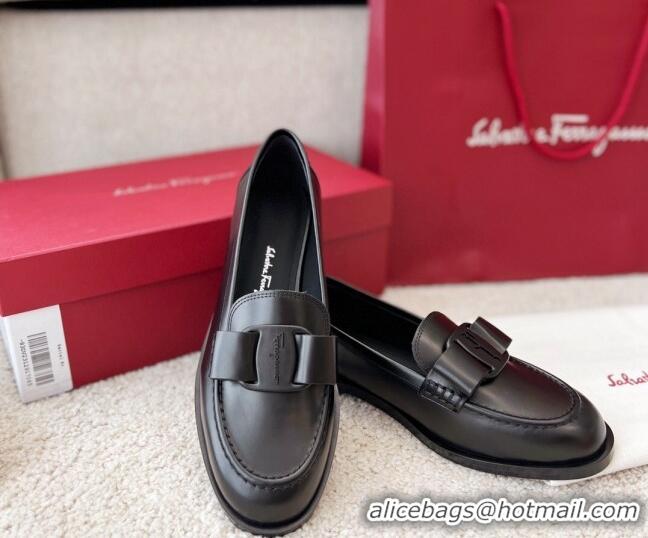 Discount Salvatore Ferragamo Alice Vara Bow Calfskin Loafers Black 2101176