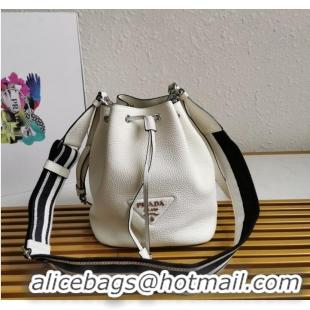 Big Discount Prada leather Shoulder Bag 1BE060 white