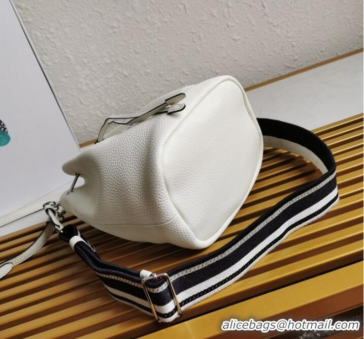 Big Discount Prada leather Shoulder Bag 1BE060 white