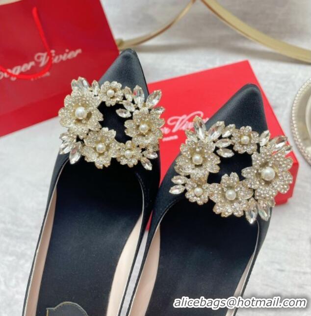 Stylish Roger Vivier RV Bouquet Crystal Pearl Buckle Pumps in Silk 4.5cm Black 101140