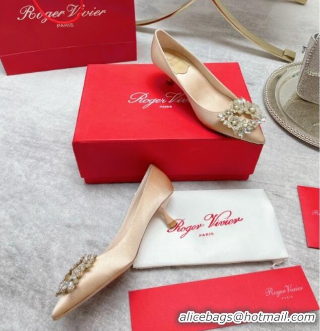 Luxury Discount Roger Vivier RV Bouquet Crystal Pearl Buckle Pumps in Silk 4.5cm Nude 101147