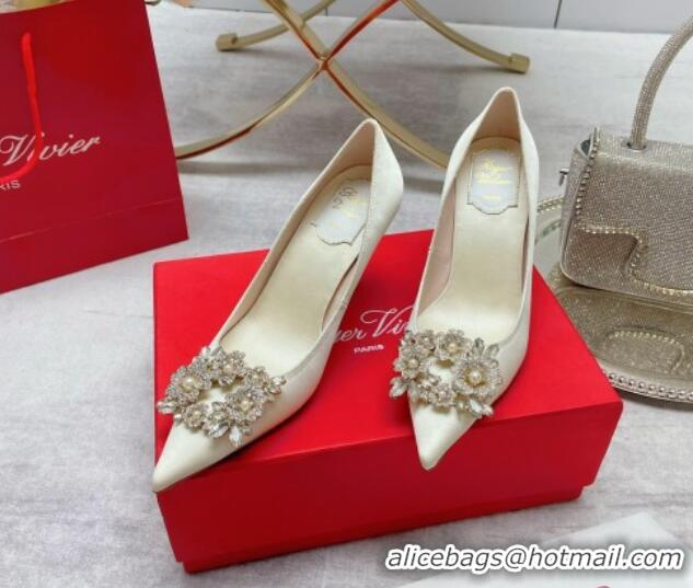 Best Price Roger Vivier RV Bouquet Crystal Pearl Buckle Pumps in Silk 8.5cm White 101145