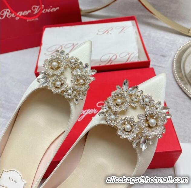 Sumptuous Roger Vivier RV Bouquet Crystal Pearl Buckle Ballerinas in Silk White 2101143