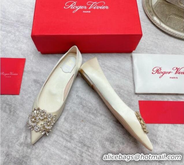 Sumptuous Roger Vivier RV Bouquet Crystal Pearl Buckle Ballerinas in Silk White 2101143