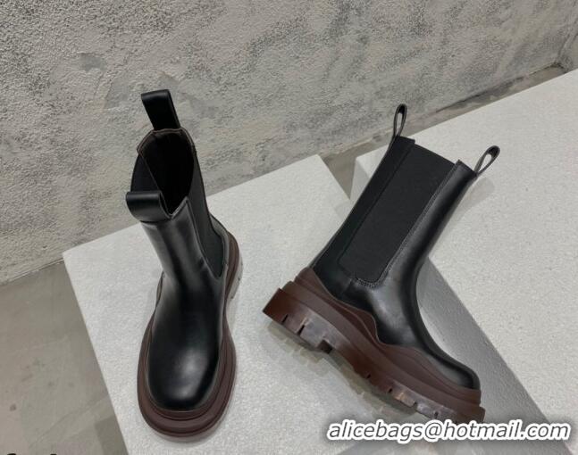 Discount Bottega Veneta Tire Calfskin Short Chelsea Boot Black/Brown 072114