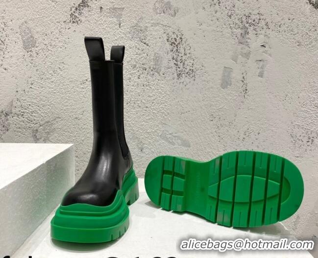 Classic Special Bottega Veneta Tire Calfskin Short Chelsea Boot Black/Green 2072118