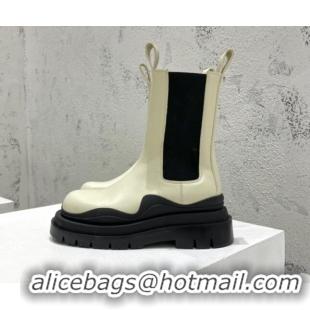 Grade Bottega Veneta Tire Calfskin Short Chelsea Boot White/Black 072125