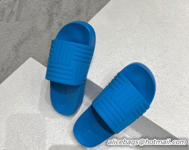 Trendy Design Bottega Veneta Rubber Slider Flat Slide Sandals Sky Blue 080856