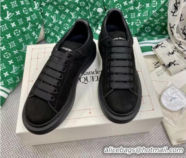 Good Looking Alexander McQueen Oversized Sneakers in Black Suede 072340