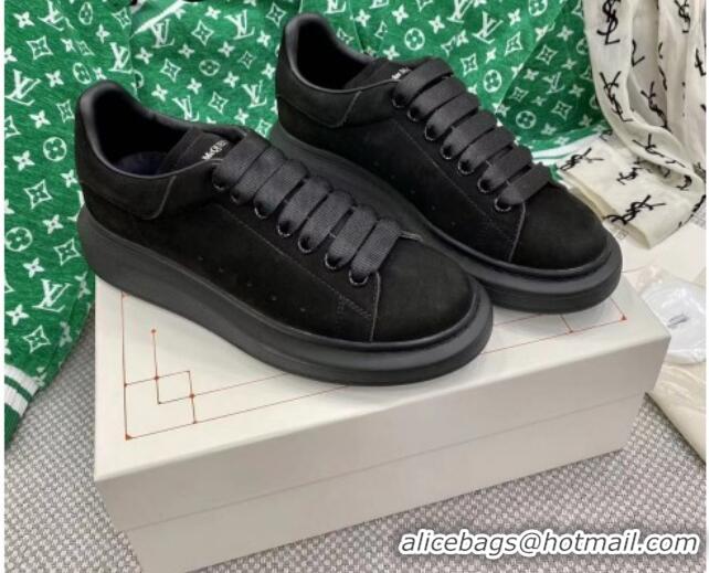 Good Looking Alexander McQueen Oversized Sneakers in Black Suede 072340