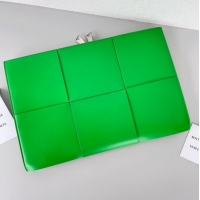 Unique Style Bottega Veneta Pouch 651410 green